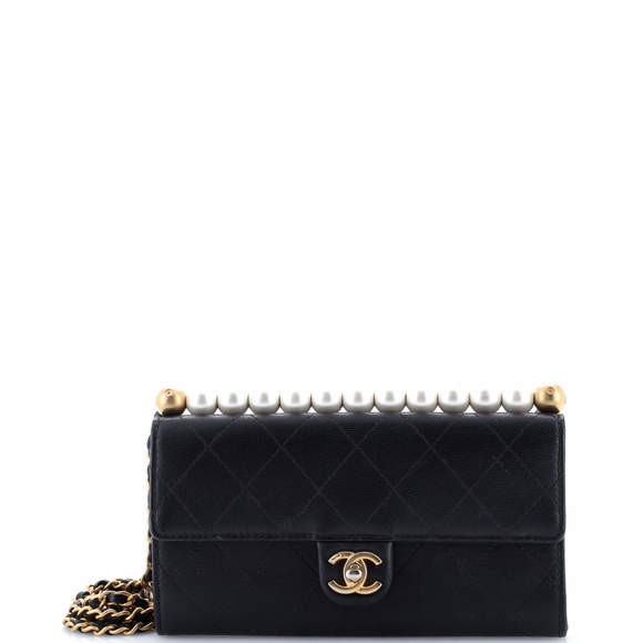 Chanel Chic Pearls Clutch with Chain Quilted Goatskin - Picture 1 of 8